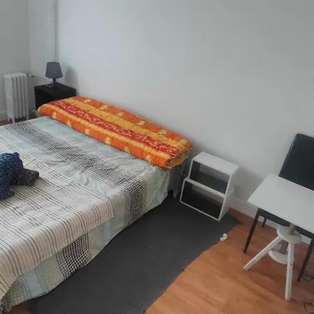 Homestay Stanza In Ambiente Calmo E Rilassante Aubervilliers